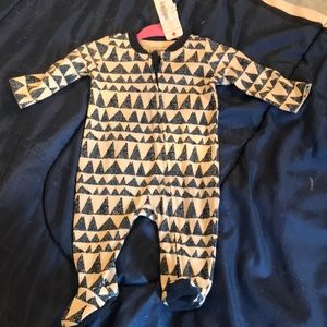 NWT Gymboree Gender Neutral full zip footies